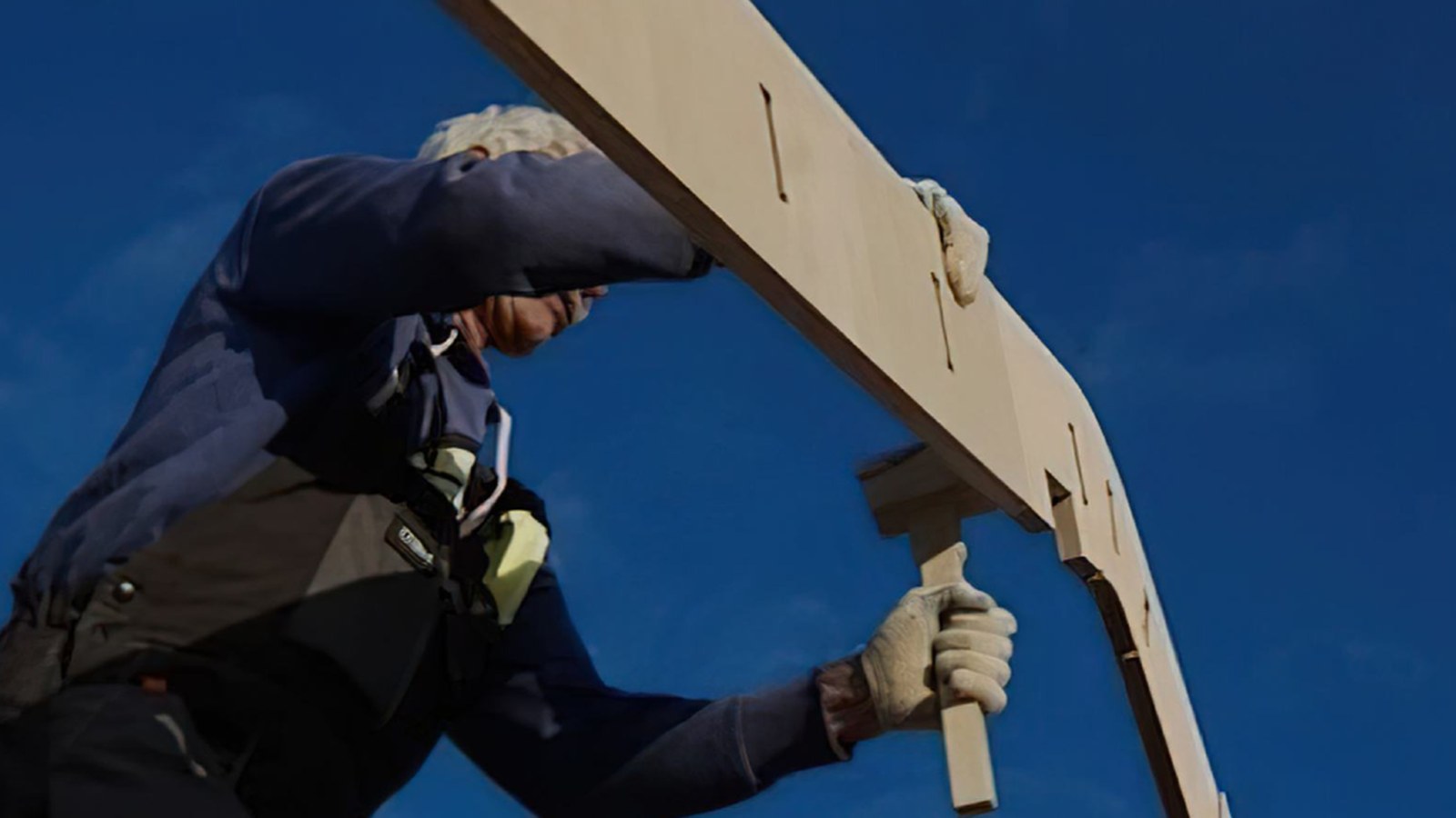 Монтаж конструктивного элемента Sorena House